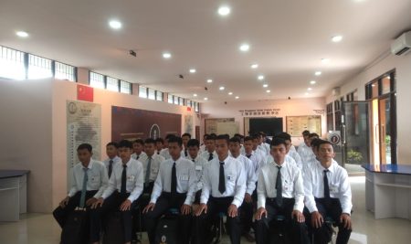 52 Alumni SMK PGRI 2 Ponorogo Tes End User Perusahaan Jepang