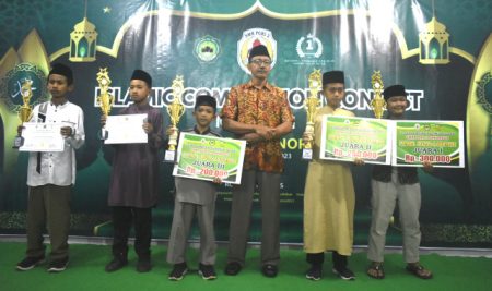 SMK PGRI 2 Ponorogo Gelar Sterida Islamic Competition Contest (SICC) 2023