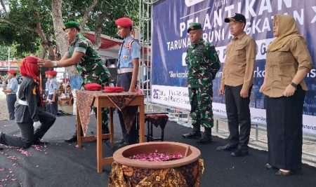 SMK PGRI 2 Ponorogo Resmi Dikukuhkan 54 Taruna-Taruni Angkatan XII, Tekadkan Disiplin dan Karakter Tangguh